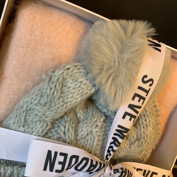 Steve Madden Fringe Scarf and Beanie Set main image 12
